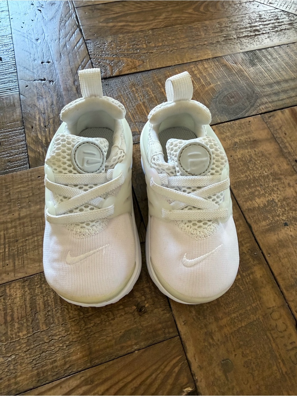 Nike Little Presto TD Triple White Toddler Sneakers Size 6C 844767-100 - Picture 2 of 8